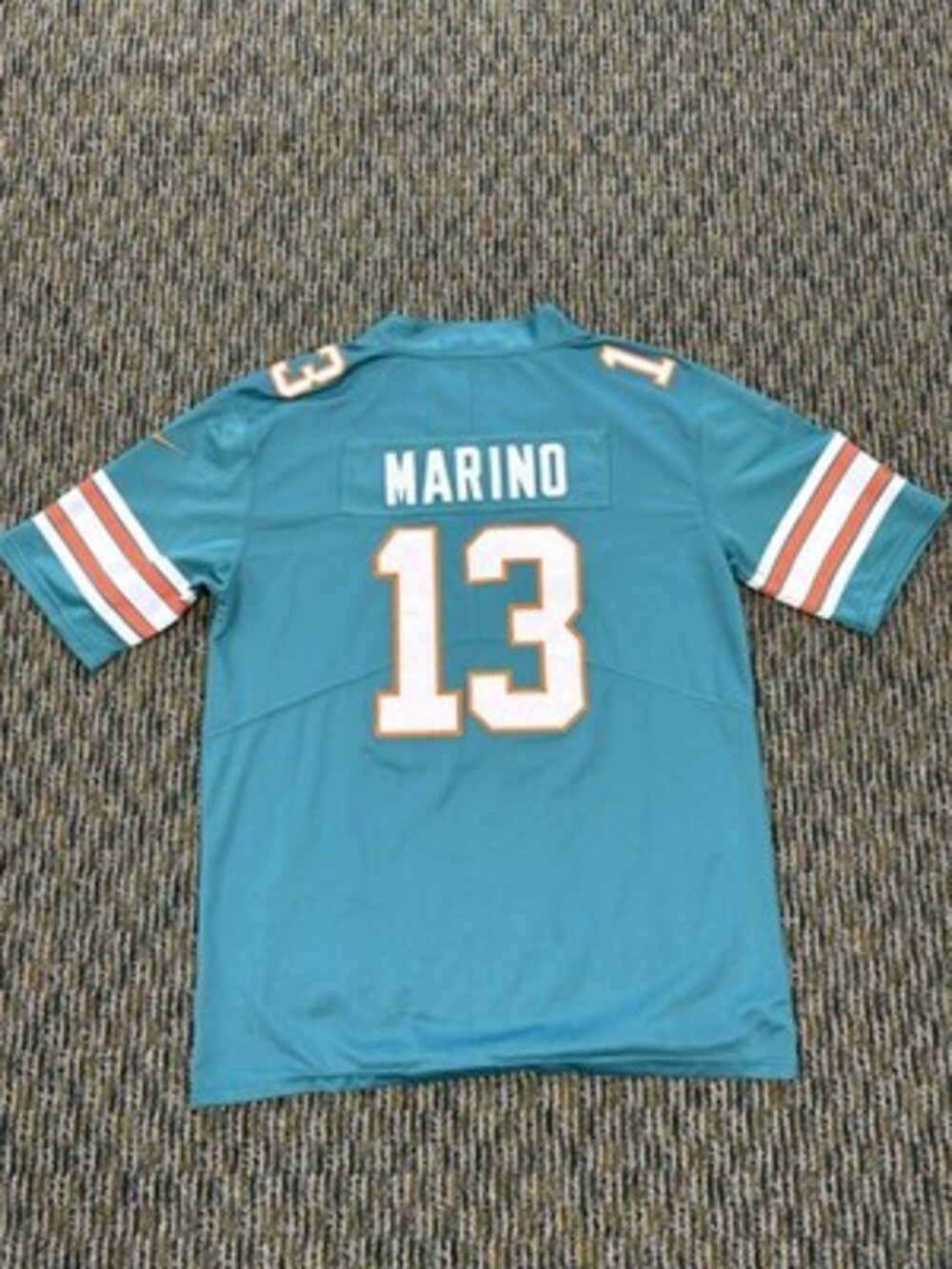 NFL On Filed Dan Marino Jersey Miami Dolphins Preowned Size Large With Flaws